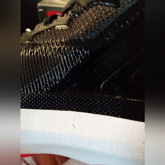 NIKE AIR JORDAN ZION 1 (GS) BLACK-BRIG CRIMSON: DA3131-006: SZ 7Y/8.5W - Picture 9 of 11